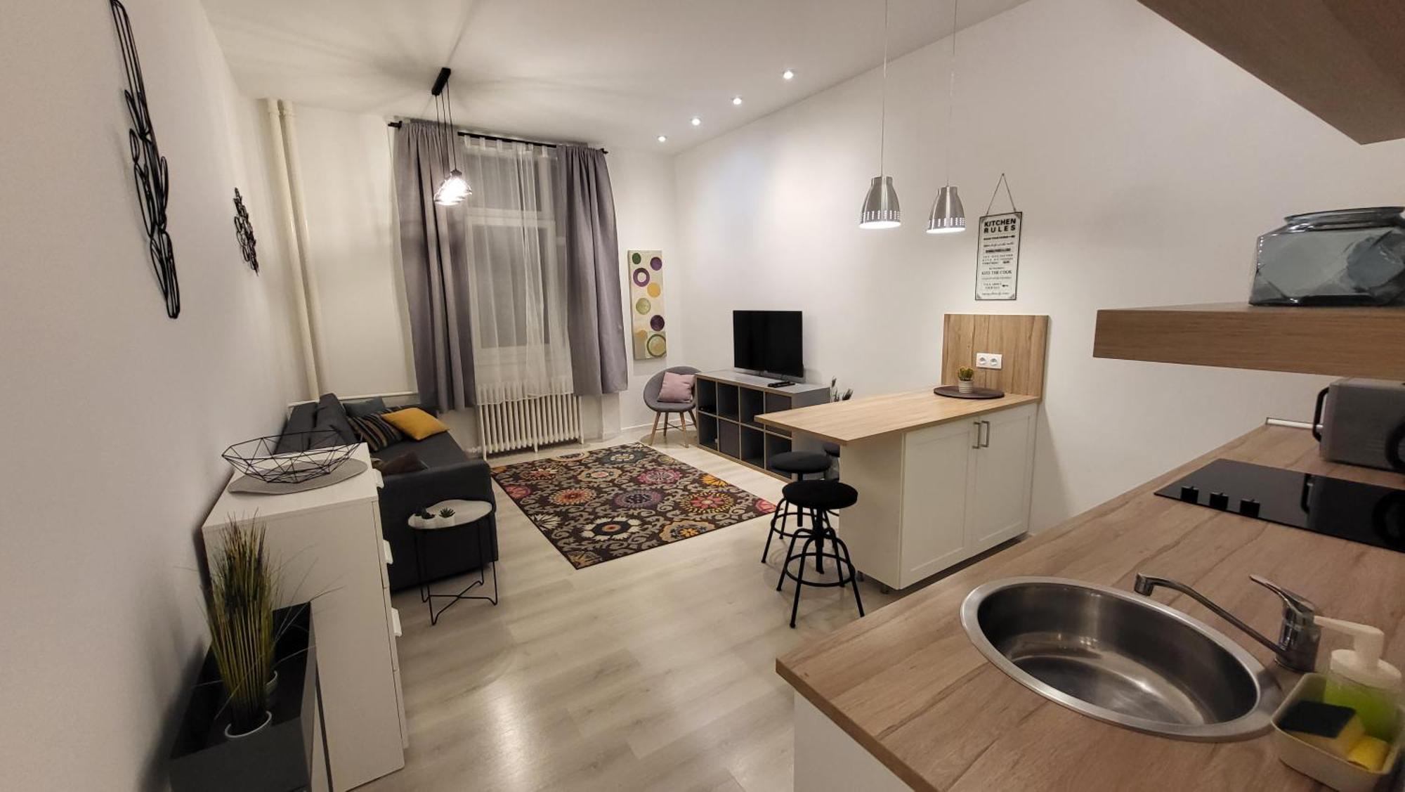 Ella Apartment บูดาเปสต์ ภายนอก รูปภาพ
